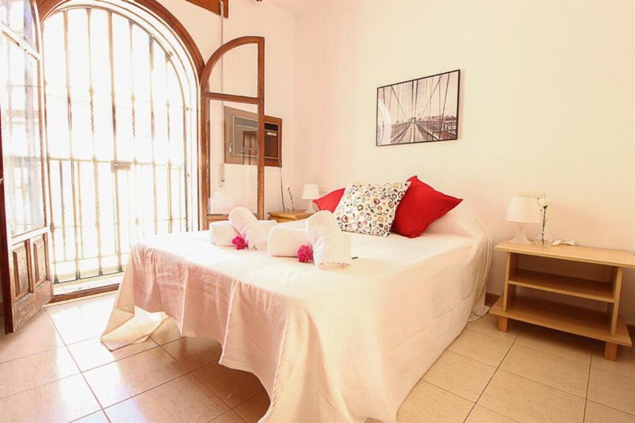 Apartment Deluxe Aparment Plaza Nueva Seville
